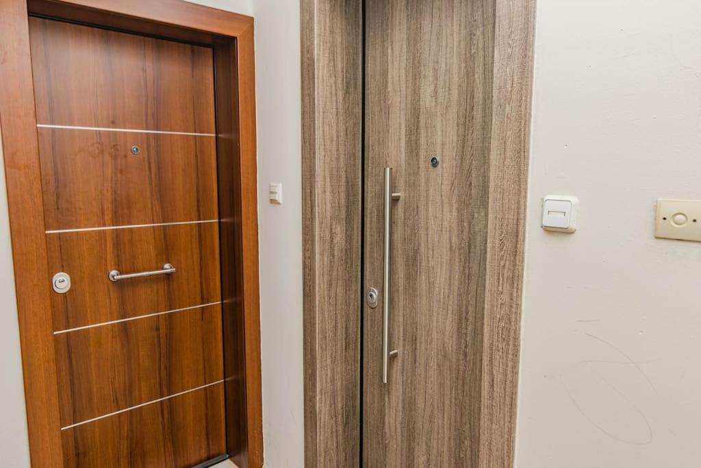 Evann'S Luxury Suite Larissa Zewnętrze zdjęcie